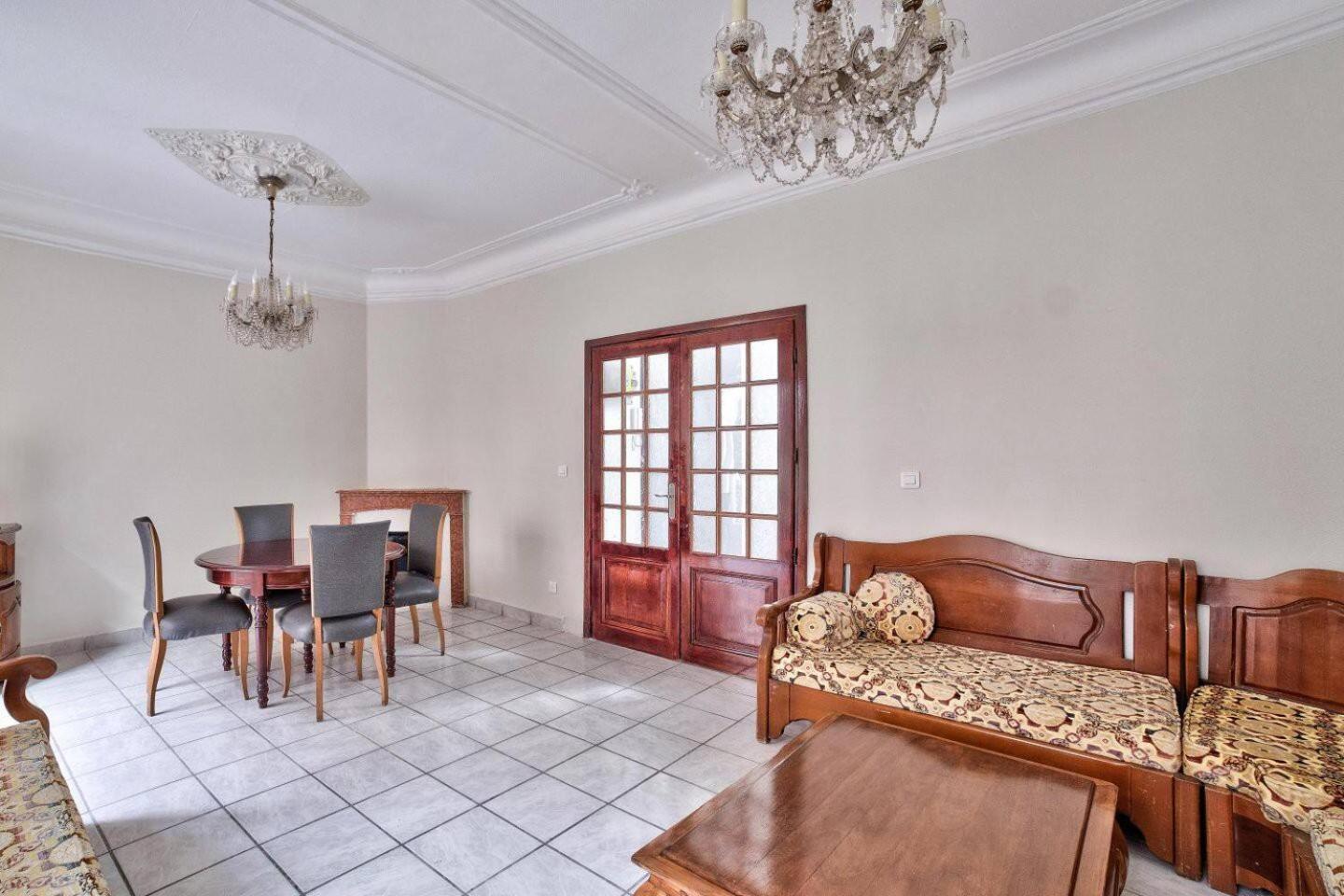 Nidusudest - Spacieux Apartment